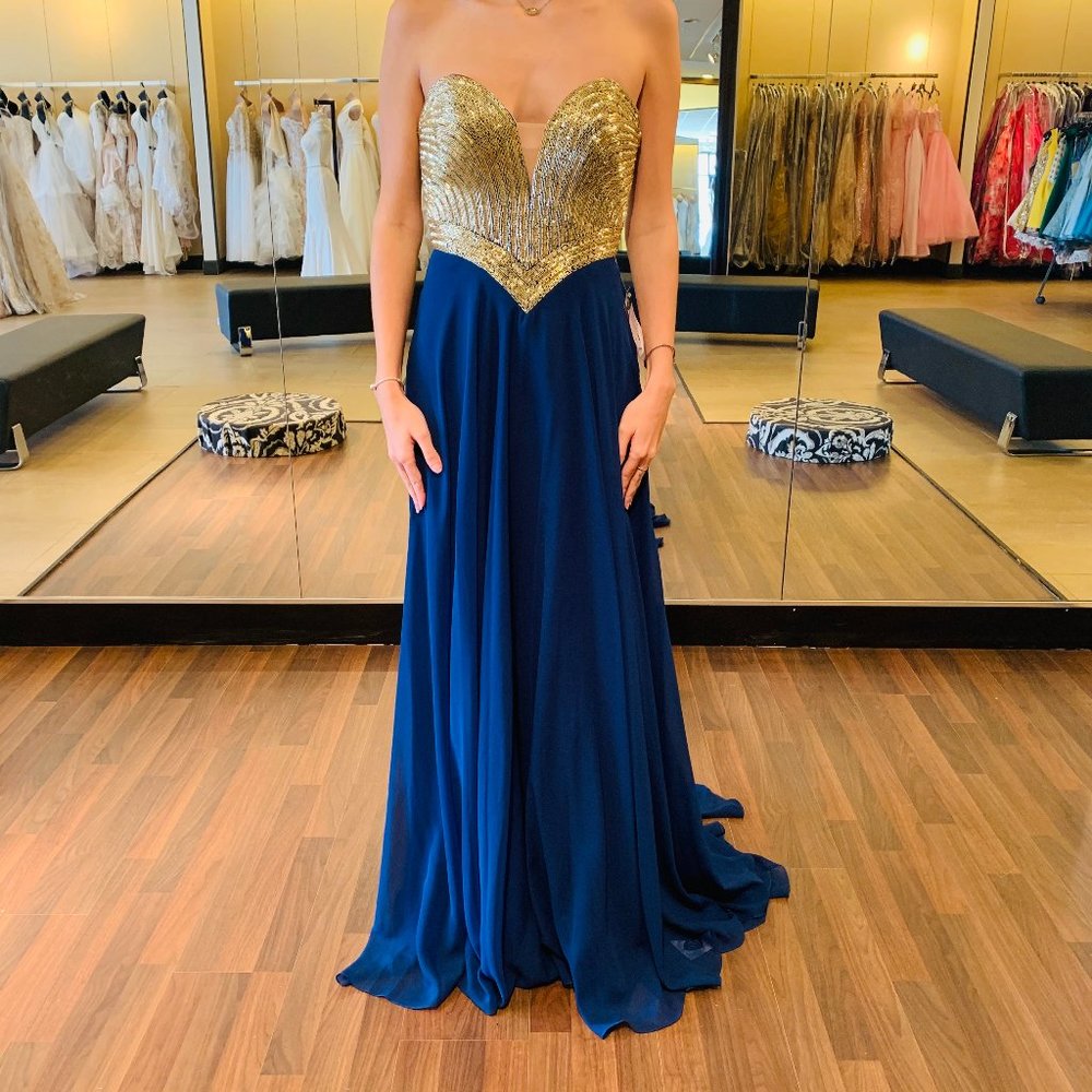 strapless sweetheart chiffon style gown